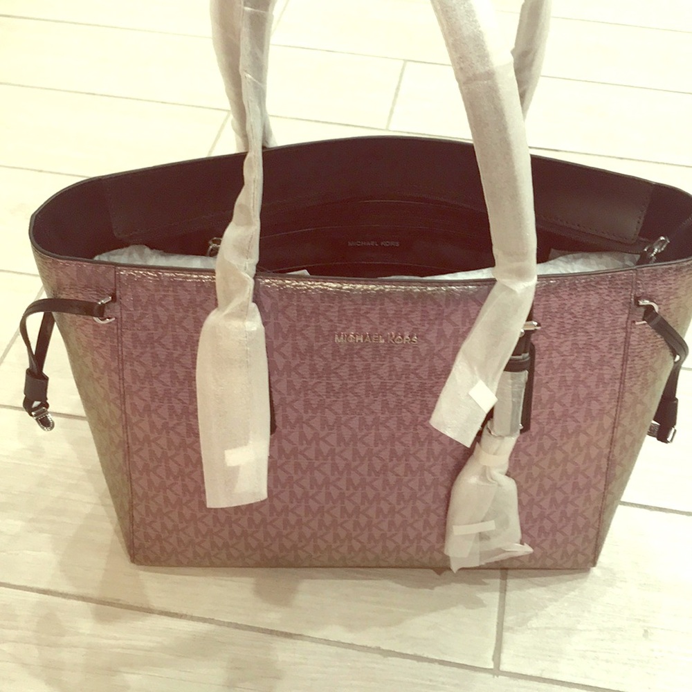 NEW! Michael Kors Purse
